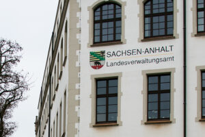 Mehr über den Artikel erfahren Landesverwaltungsamt bestätigt Haushalt 2023